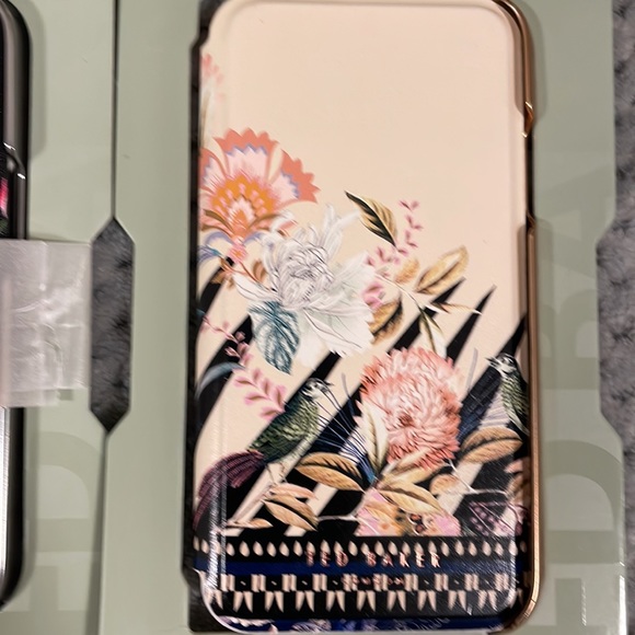 NWT Ted Baker Apple iPhone cases - Picture 3 of 8